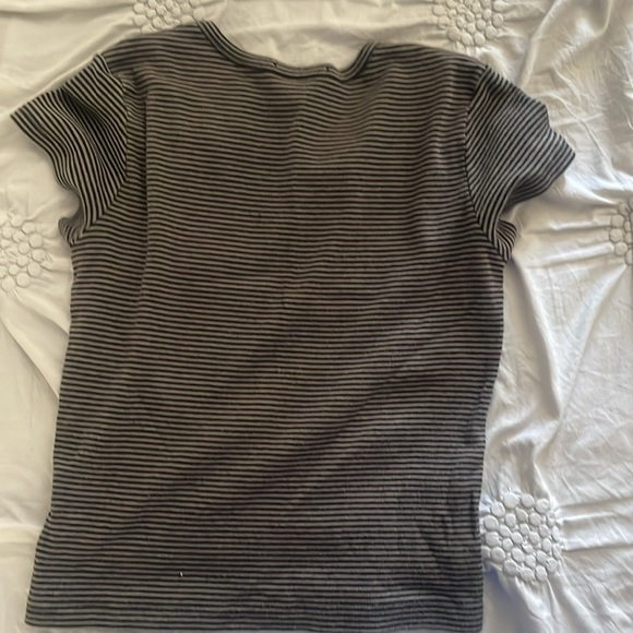 Brandy Melville crop top - Picture 3 of 3